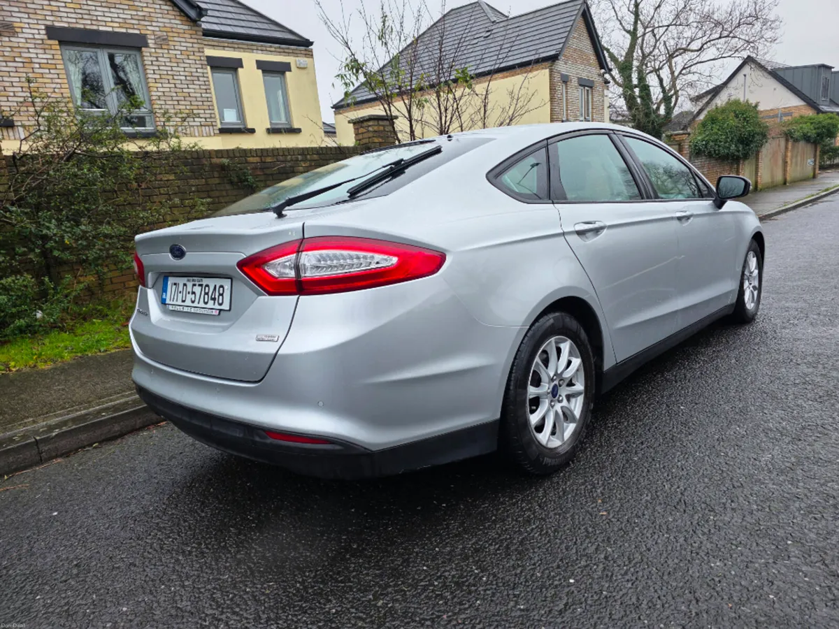 Ford Mondeo 1.5 TDCI Style Econetic 120PS 5DR - Image 3
