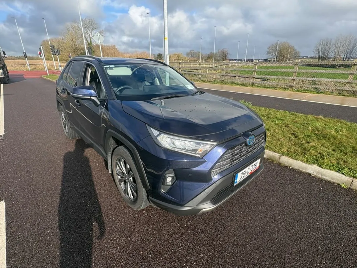 Toyota RAV4 Hybrid SOL - Image 3