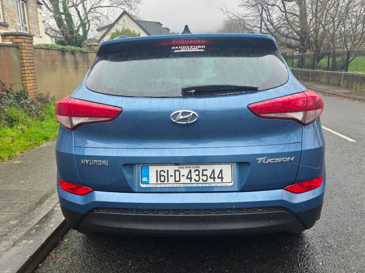Hyundai Tucson Premium 5DR - Image 4