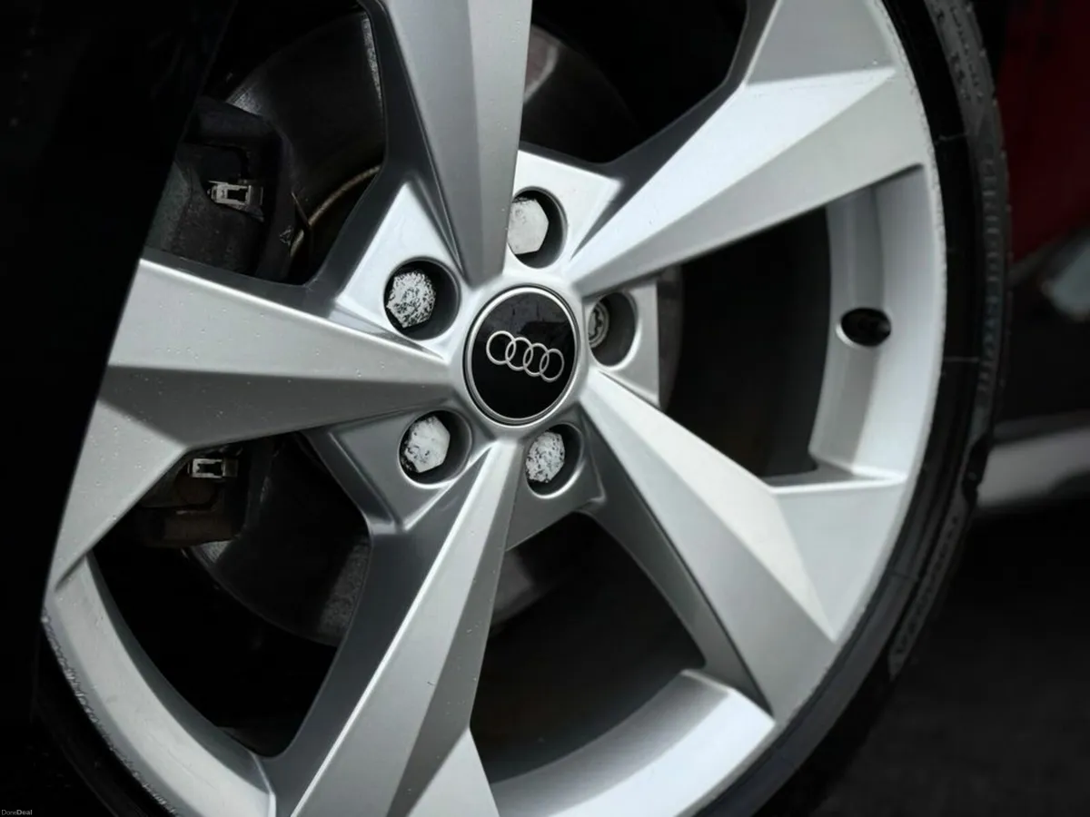 Audi A3 S-LINE TFSI E // PLUG IN HYBRID // *232 RE - Image 3