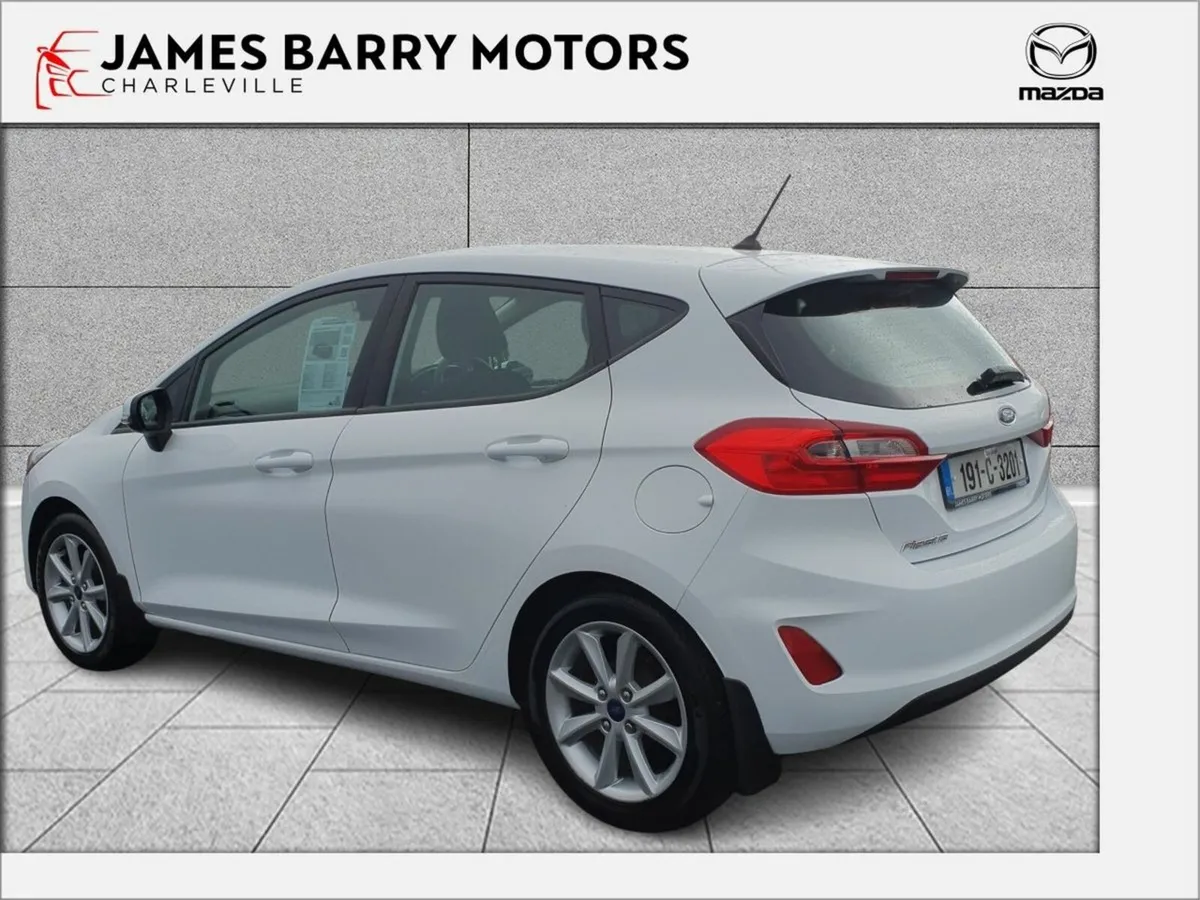 Ford Fiesta 1.1L 70 PS Zetec - Image 4