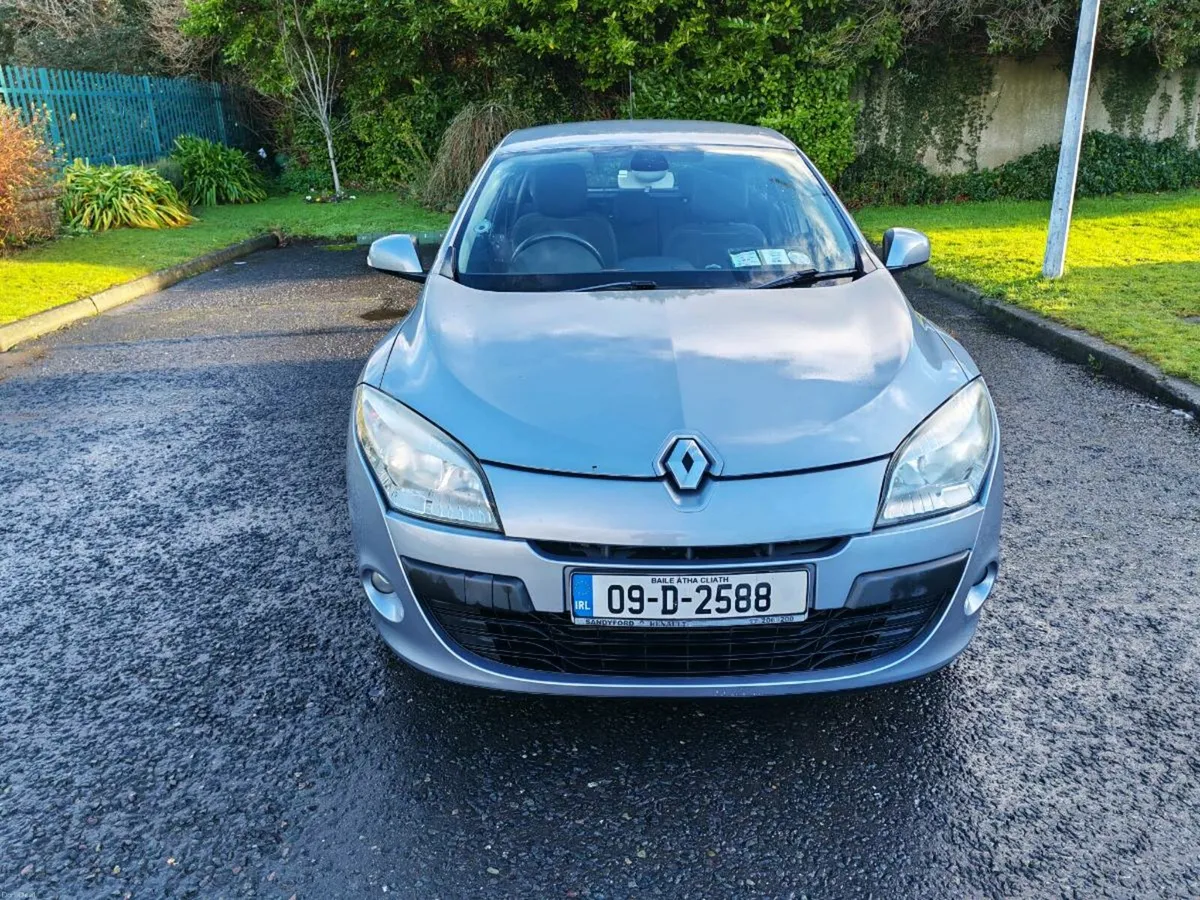 Renault Megane 1.5dci, low mileage - Image 1