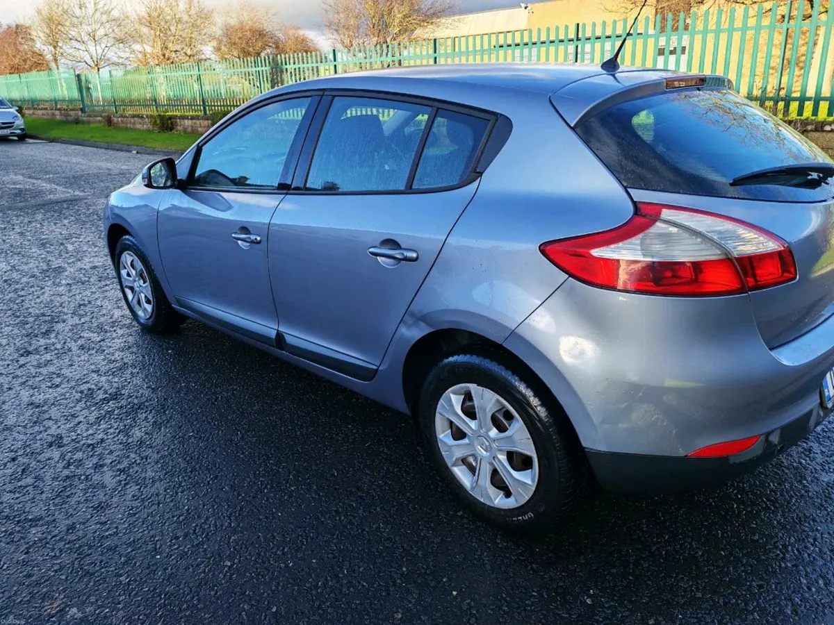 Renault Megane 1.5dci, low mileage - Image 3