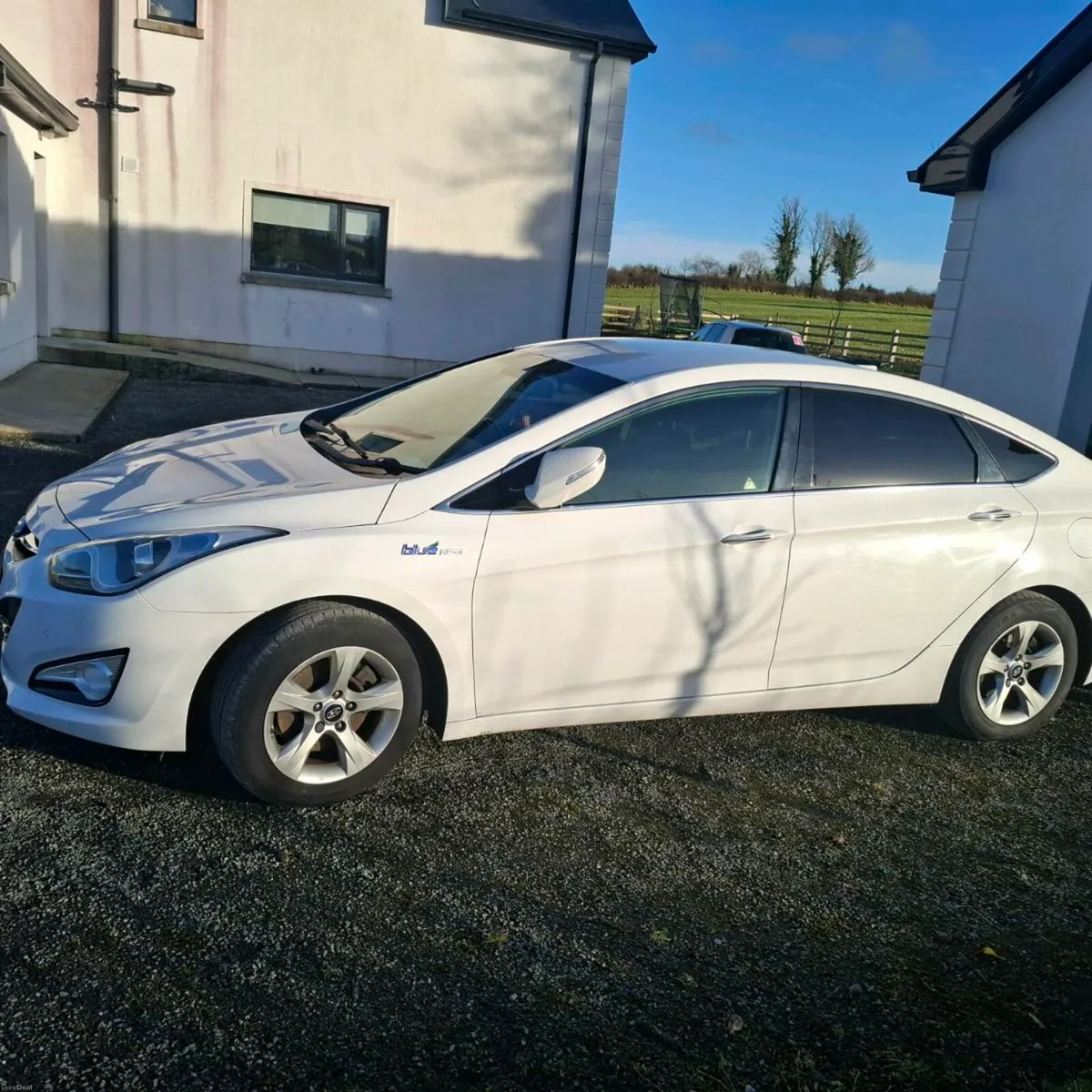 *** Hyundai i40 2014 *** Manual - Image 2