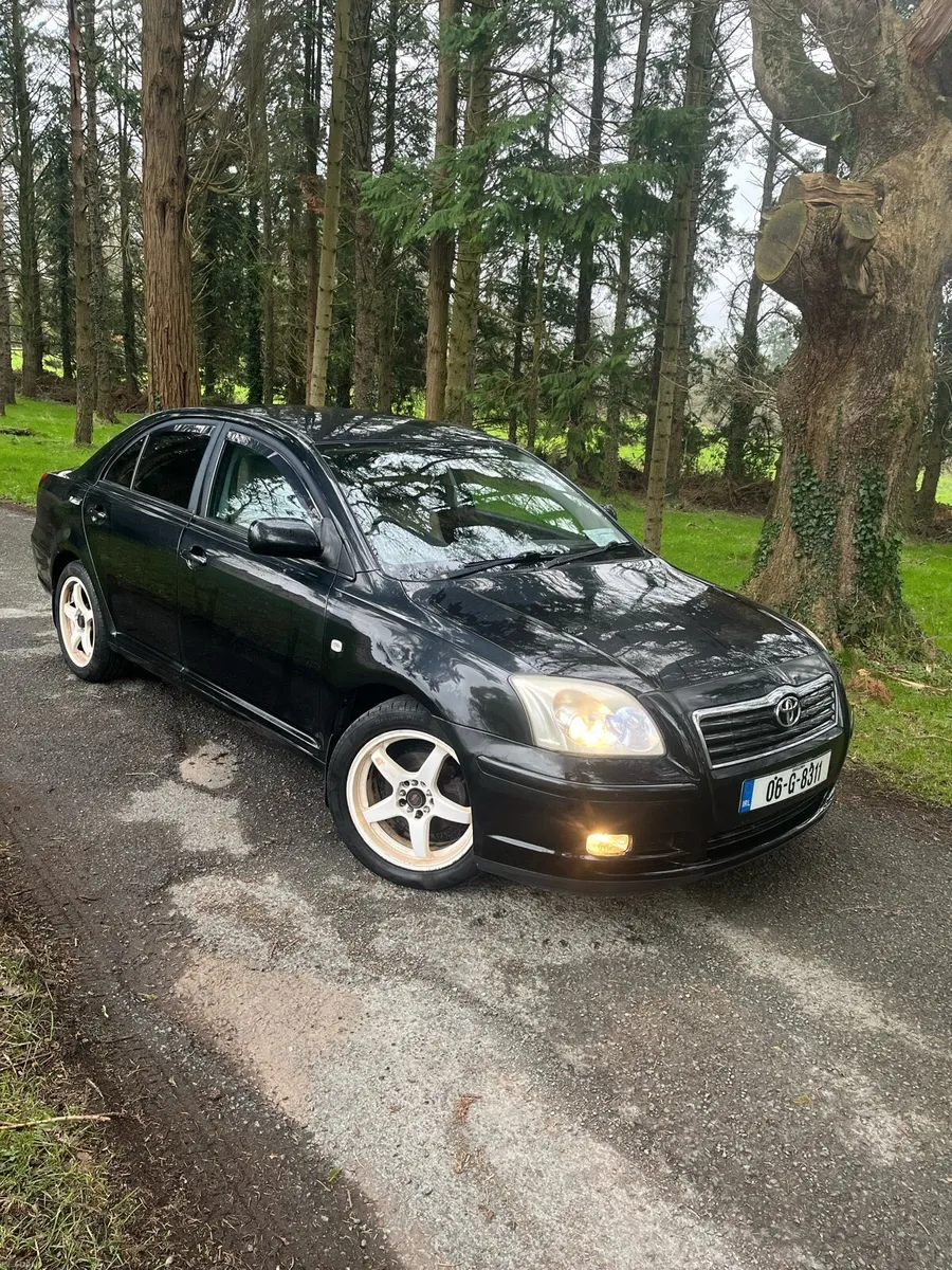 Toyota Avensis - Image 1