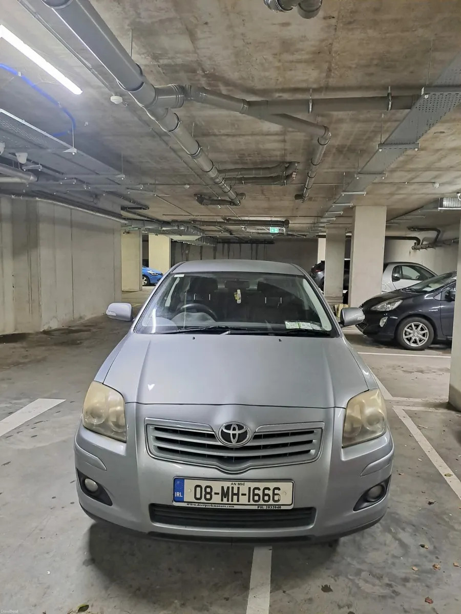 Toyota Avensis - Image 1