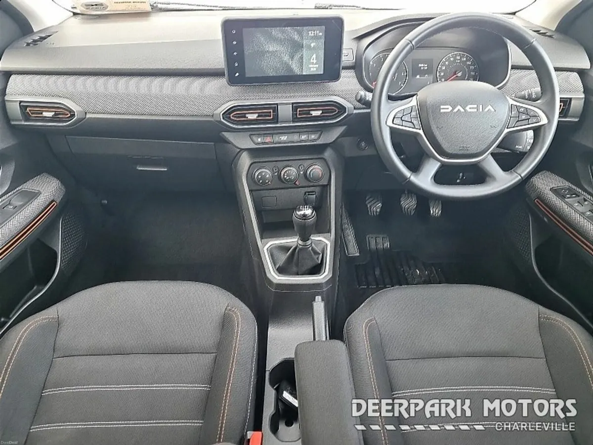 Dacia Sandero Stepway TCe 90 STEPWAY Comfort - Image 2