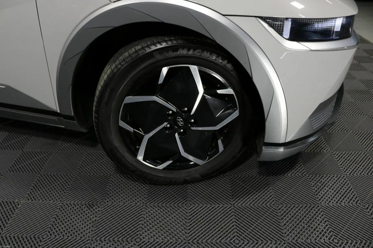 Hyundai IONIQ 5 PREMIUM LE 58 kWh EV - Image 3