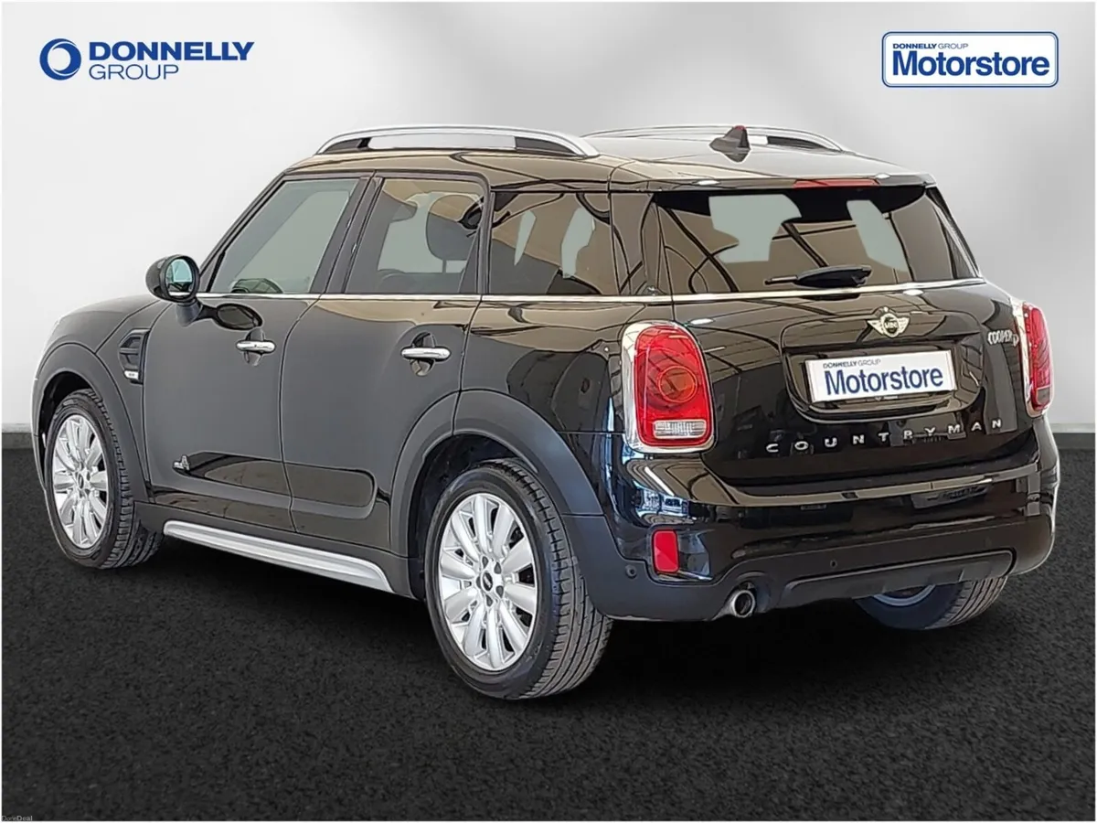MINI Countryman Diesel Hatchback Cooper - Image 2