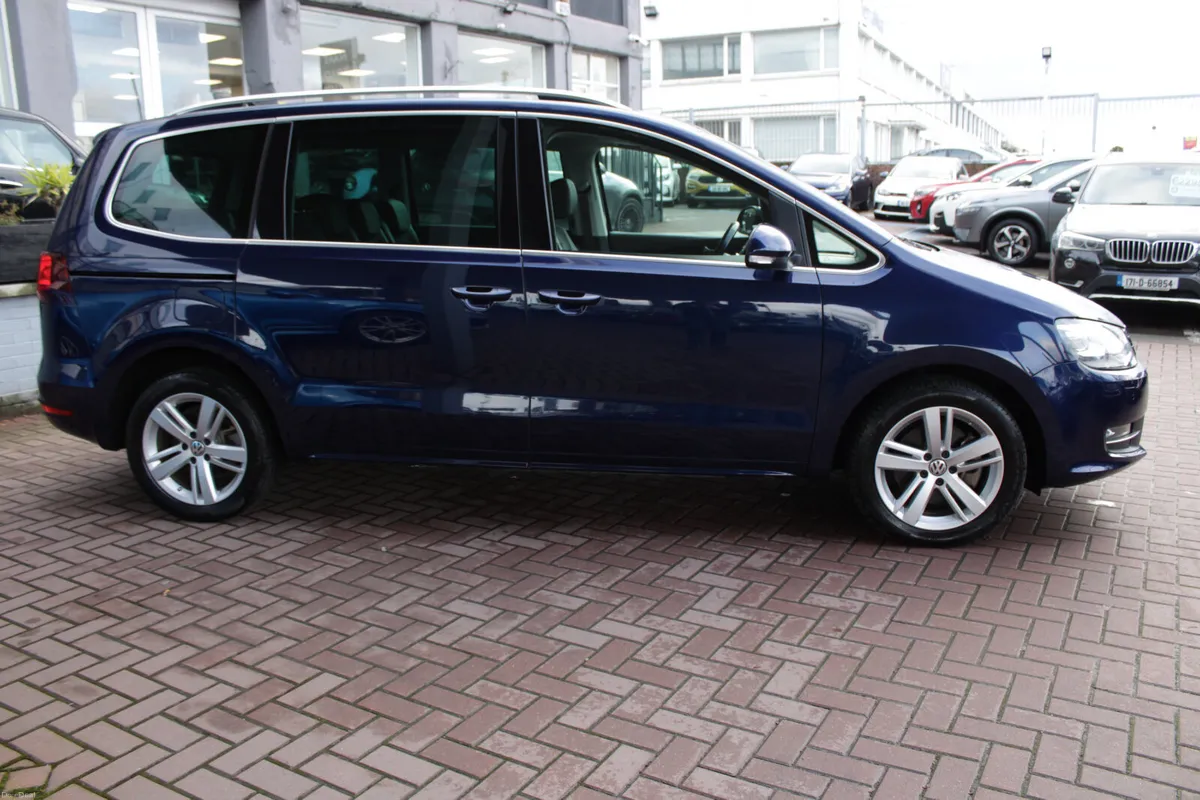 1.4TSI HIGHLINE EDITION  5DR MPV 7 SEAT AUTO - Image 3