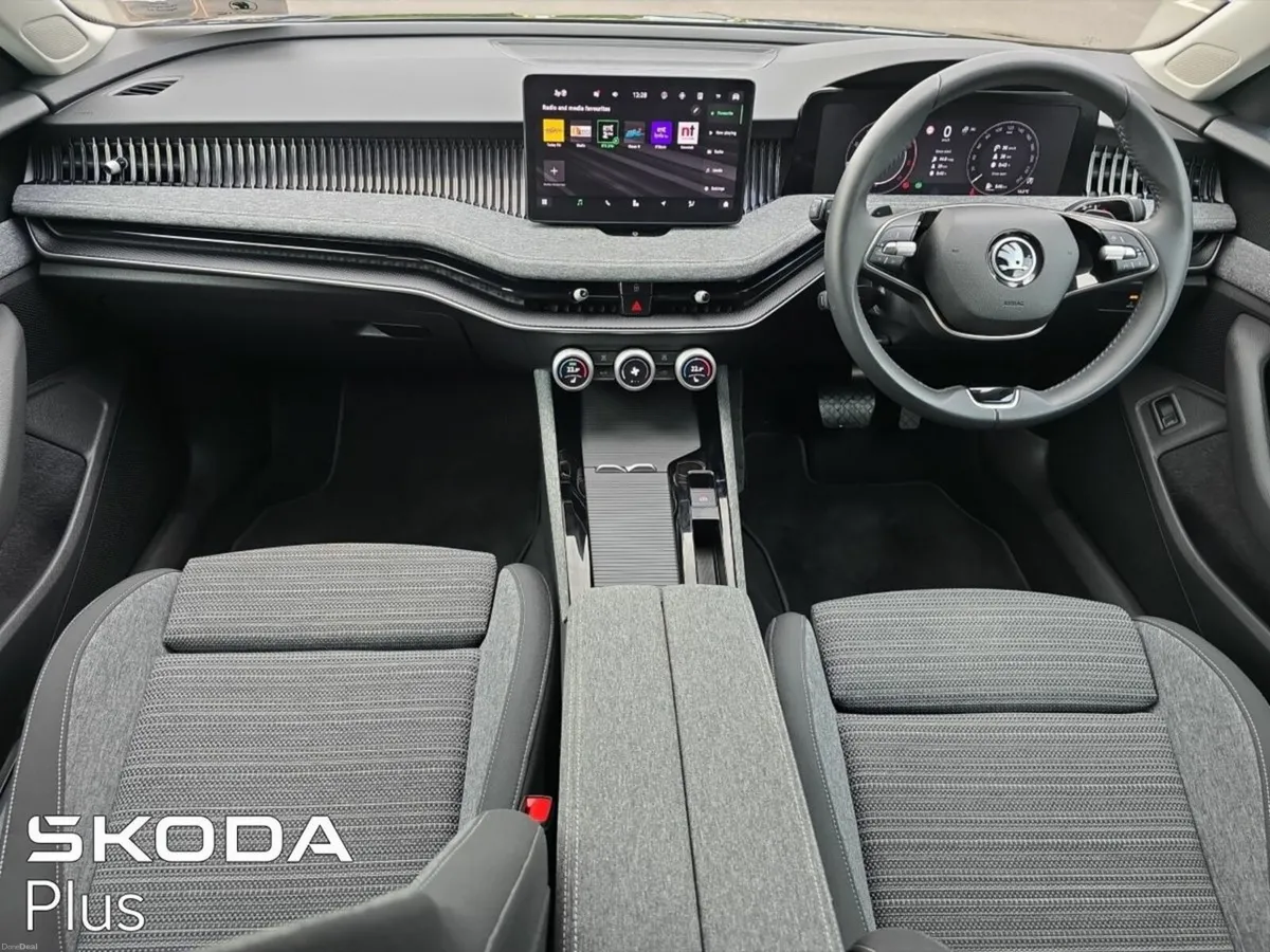 Skoda Superb 2.0 TDI 150BHP DSG SELECTION - Image 2