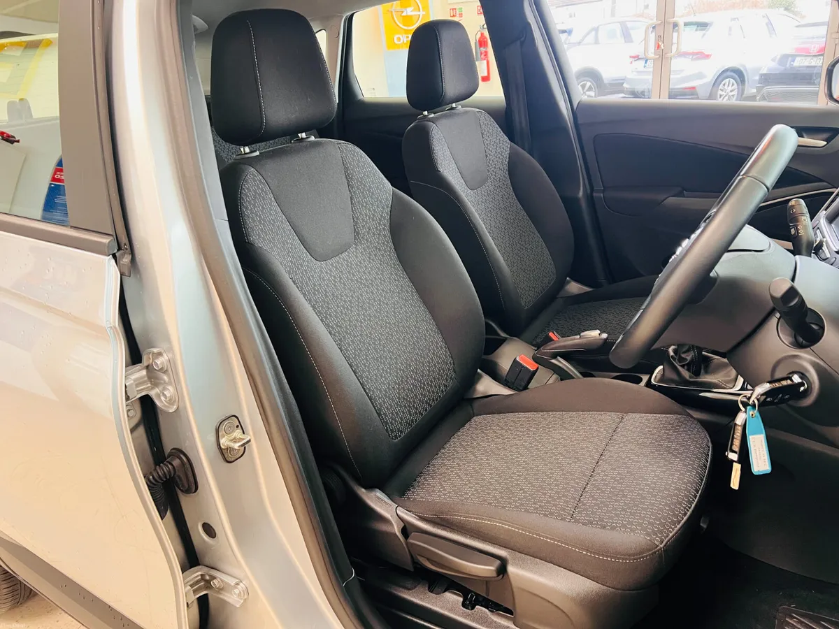 **2024 DIESEL** High Spec Best Value Front & Rear - Image 4