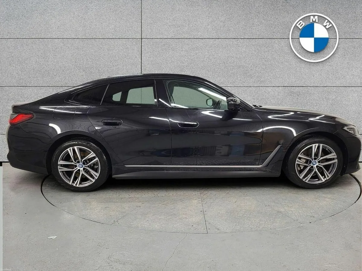 BMW i4 eDrive40 Sport - Image 3