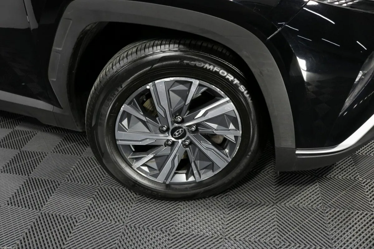 Hyundai Tucson COMFORT PLUS 1.6L DIESEL SUV - Image 3