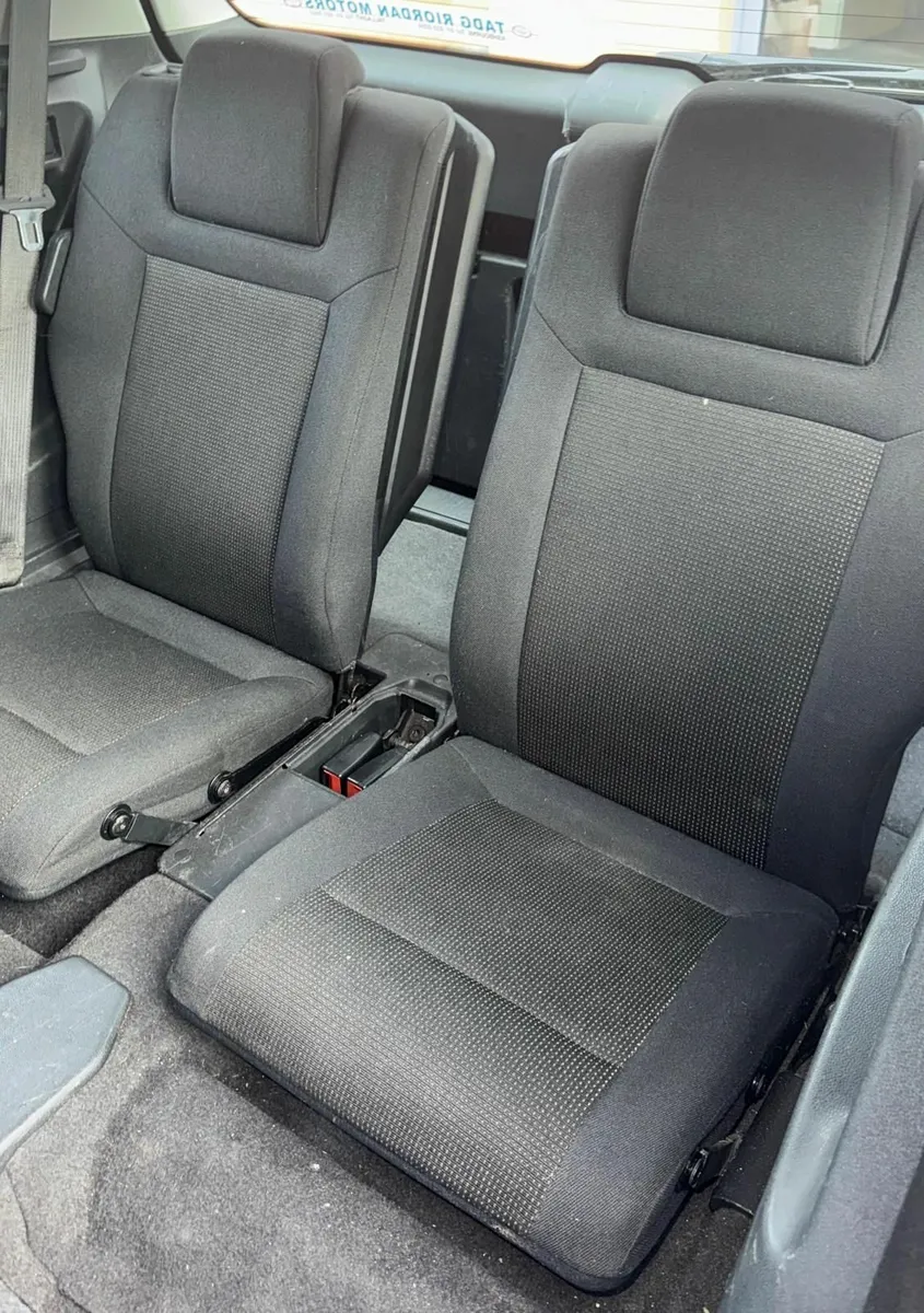 Opel Zafira 2010 - Image 4