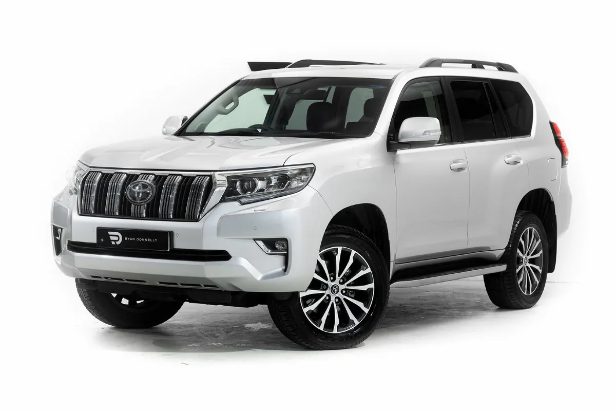 Toyota Land Cruiser 2018 NI Car - Image 3