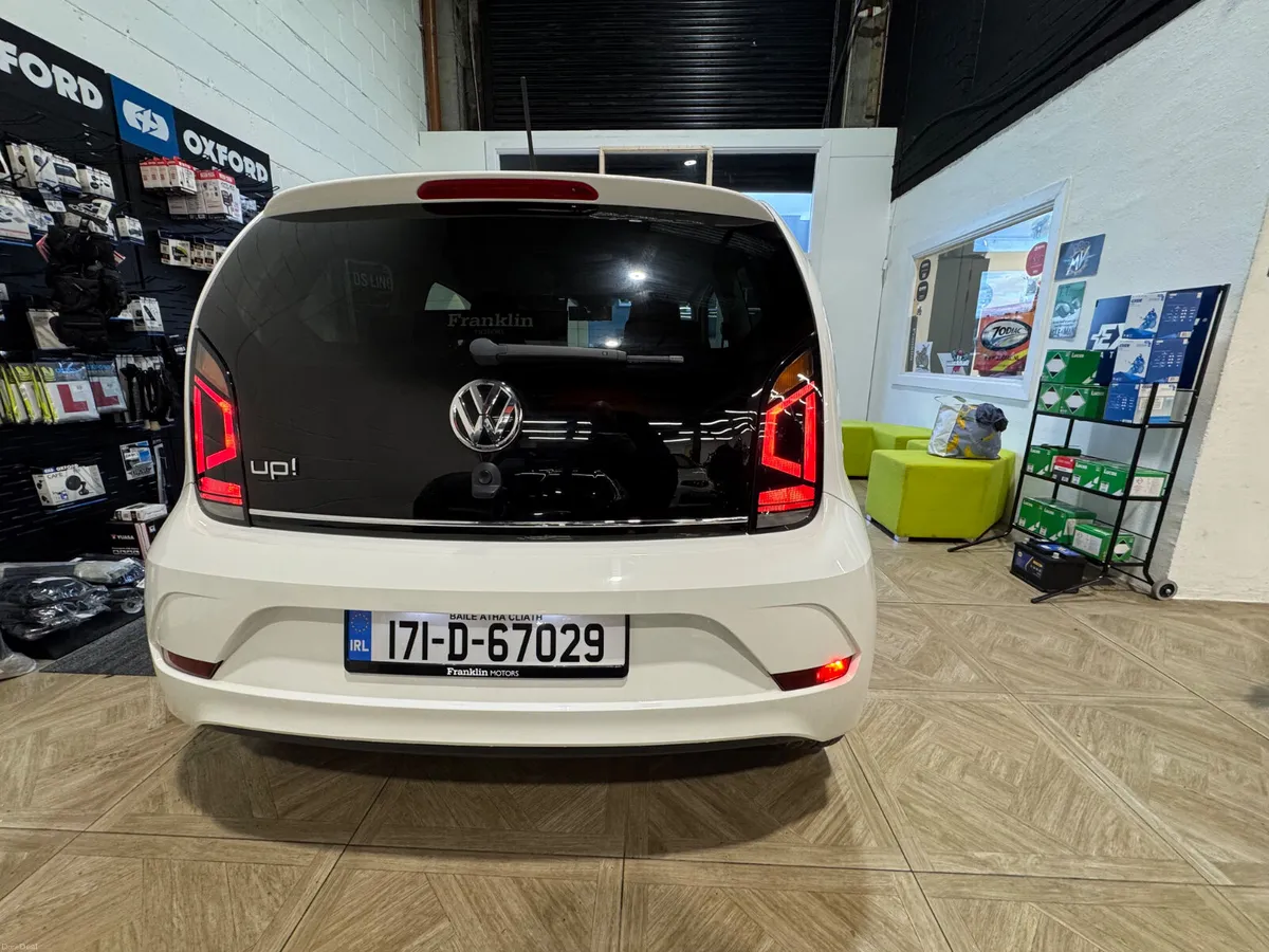 2017 VW Up! Beats Edition 1.0 Automatic - Image 4