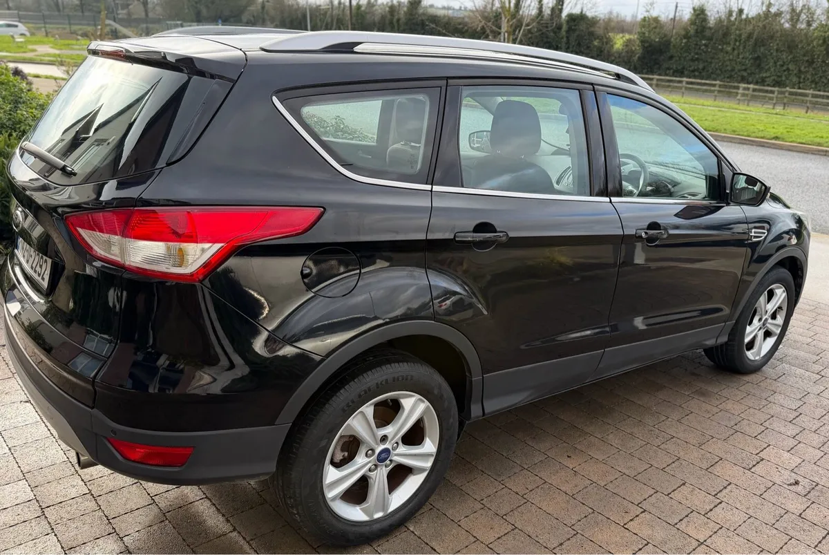 🔥 Ford Kuga Zetec – 1 Owner – 10/10 Condition - Image 3