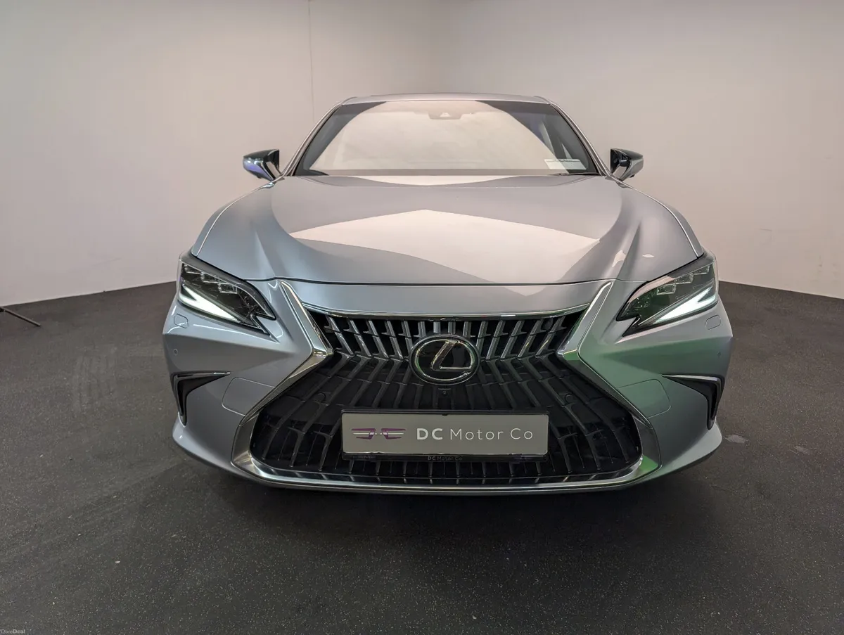Lexus ES 300H PREMIUM HYBRID - Image 3