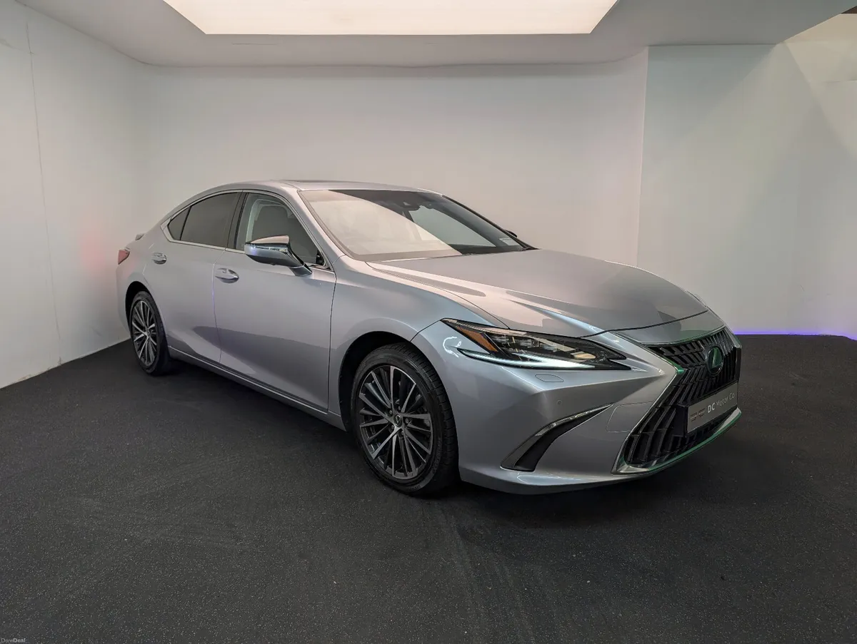 Lexus ES 300H PREMIUM HYBRID - Image 1