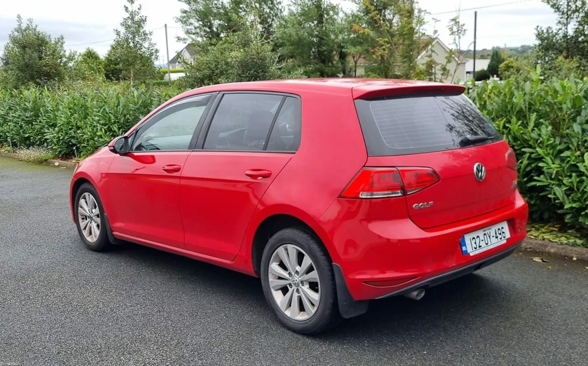 2013 Volkswagen Golf Diesel - Image 2