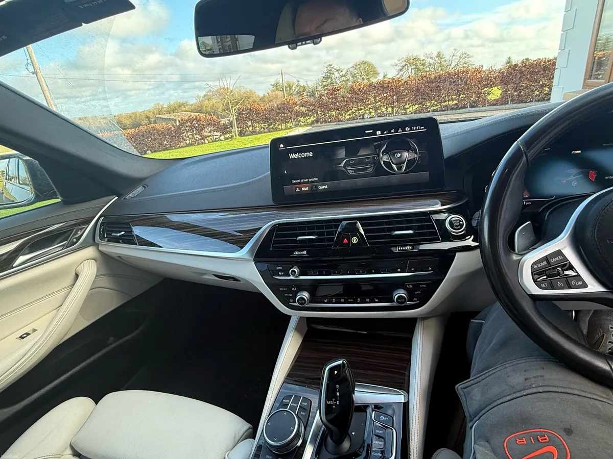 BMW 520d M Sport - Excellent condition - Image 3