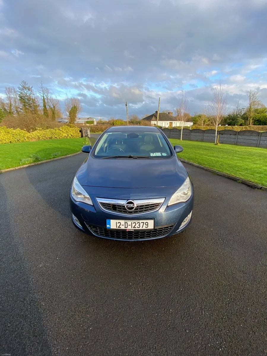 Opel Astra 1.2 Diesel - Image 1
