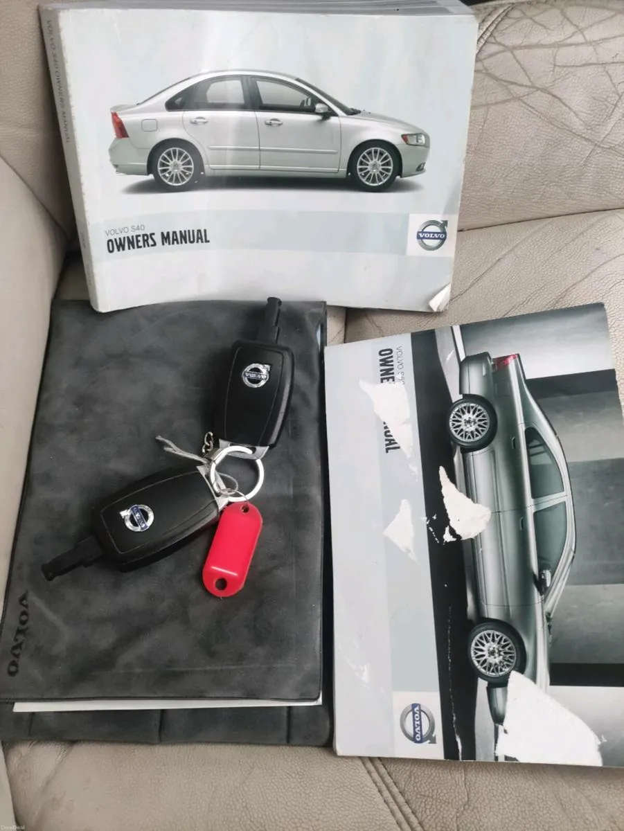 Volvo s 40 for sale taxed - Image 3