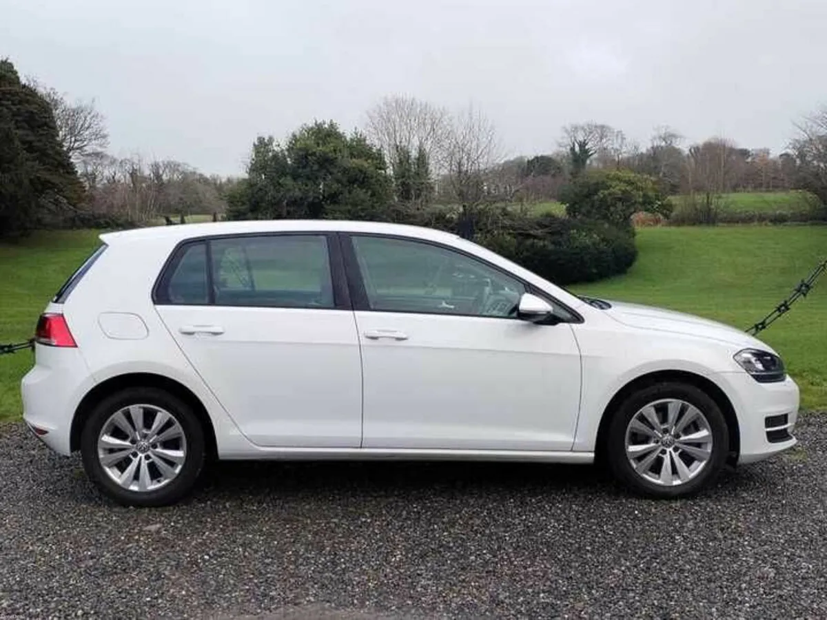 Volkswagen Golf 2014 - Image 2