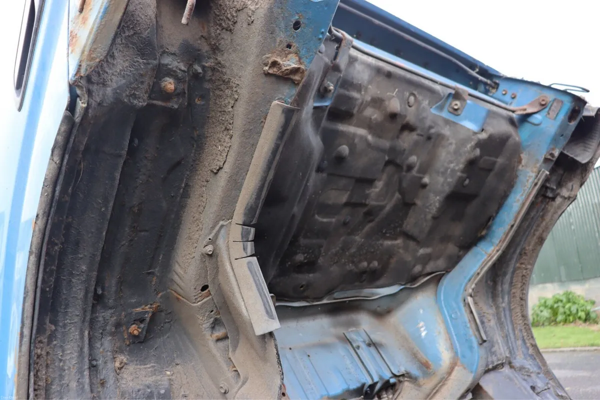 Toyota Dyna - Image 4