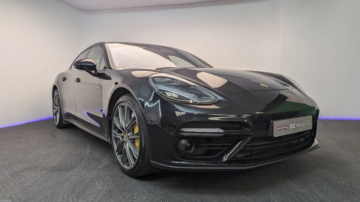 Porsche Panamera Turbo S PHEV - Image 6