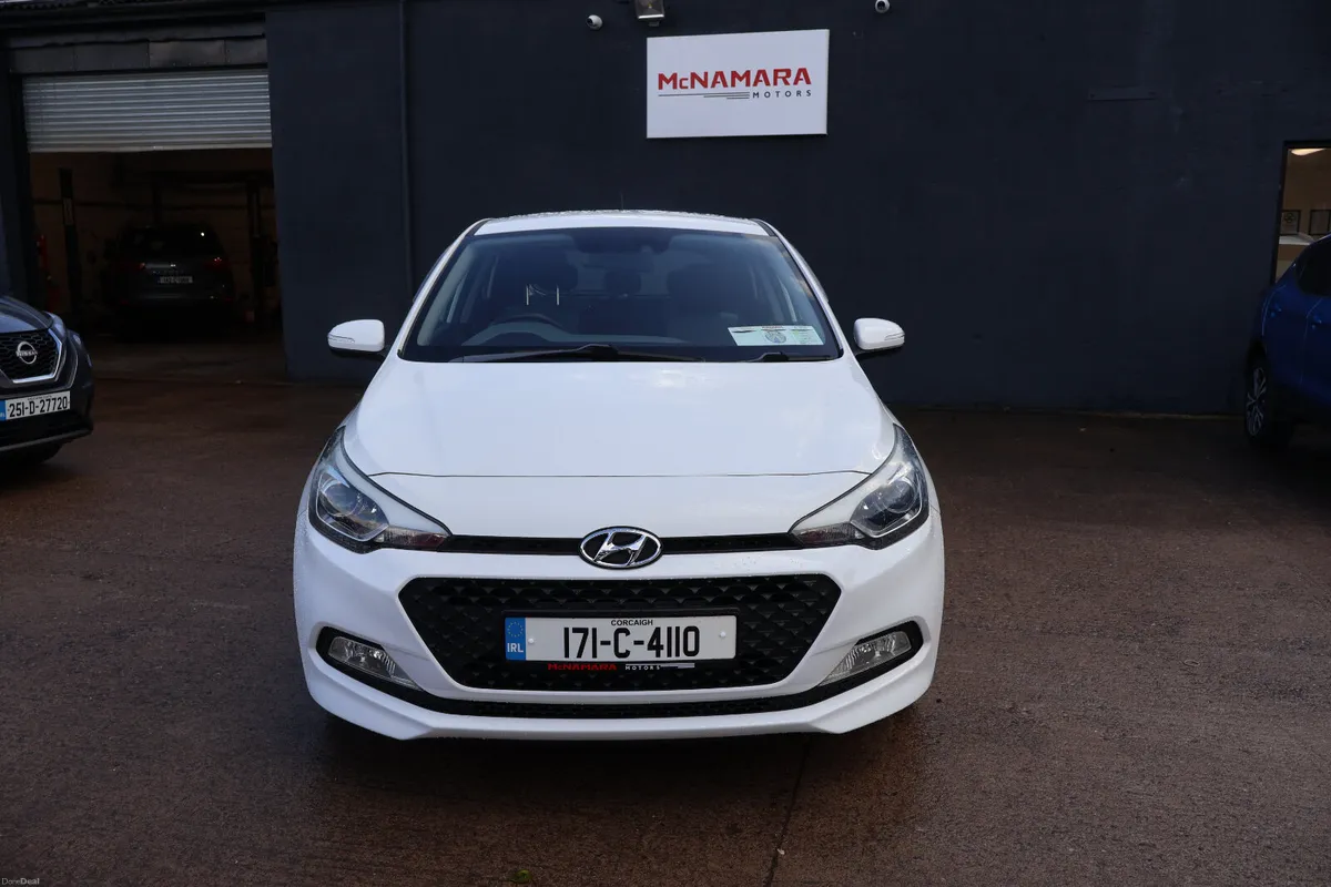 Hyundai i20 Deluxe Only 74,000Km  Exceptional! - Image 4