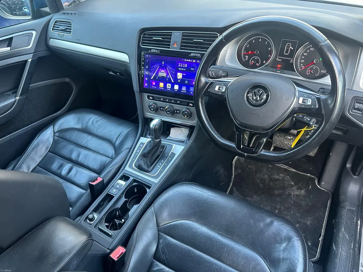 Volkswagen Golf 2015 1.4L - Highline - Image 3