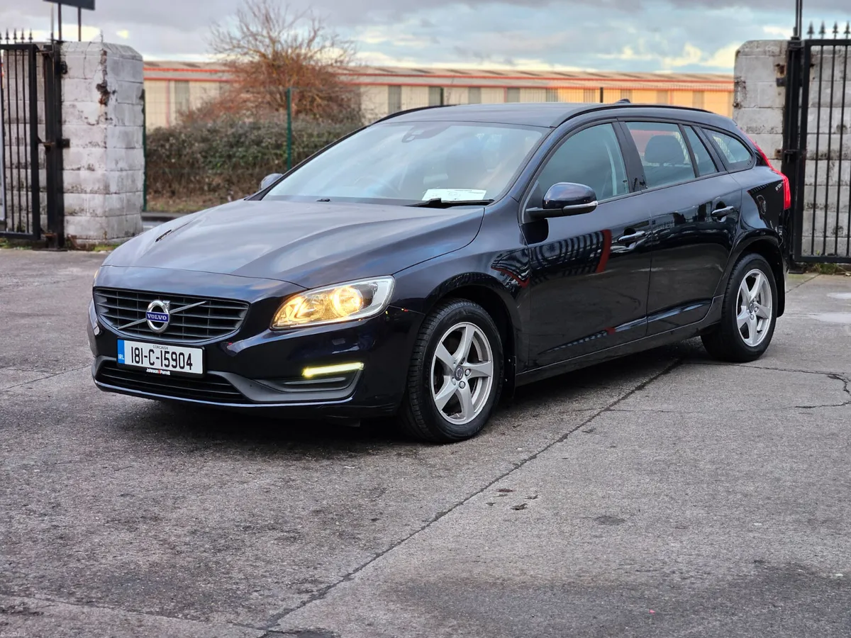VOLVO V60 D2 ESTATE 2.0 DIESEL 150HP - Image 4