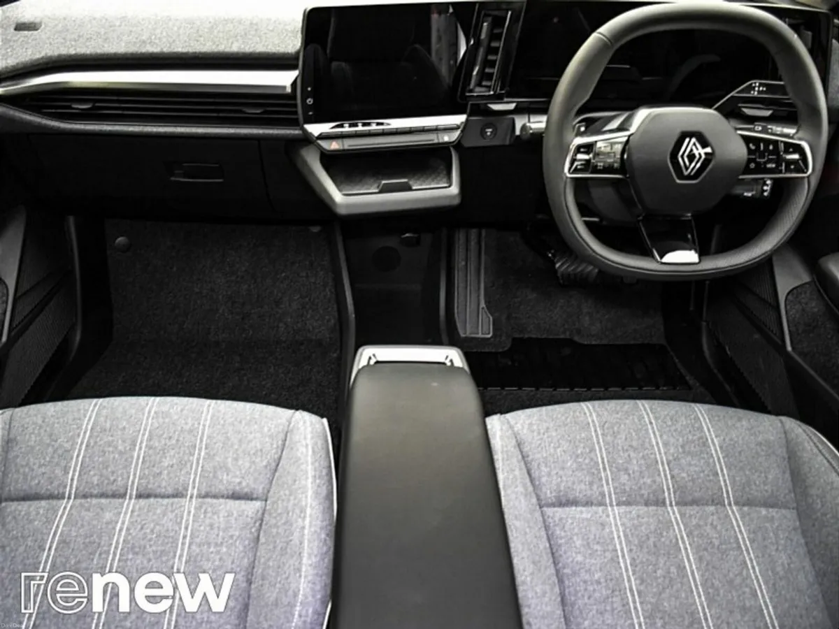 Renault Megane E-Tech Techno EV 60kWh Auto - Image 3