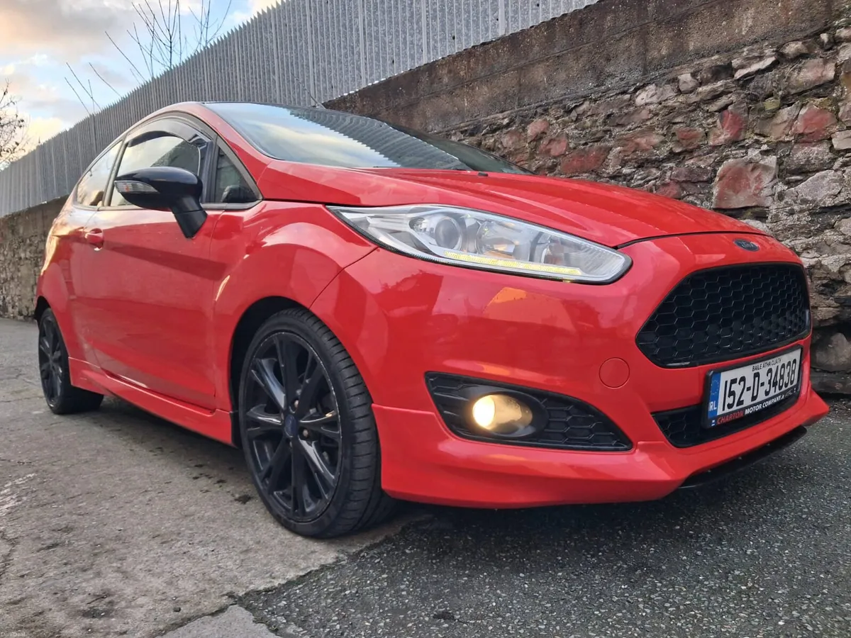 Ford Fiesta 2015 - Image 1