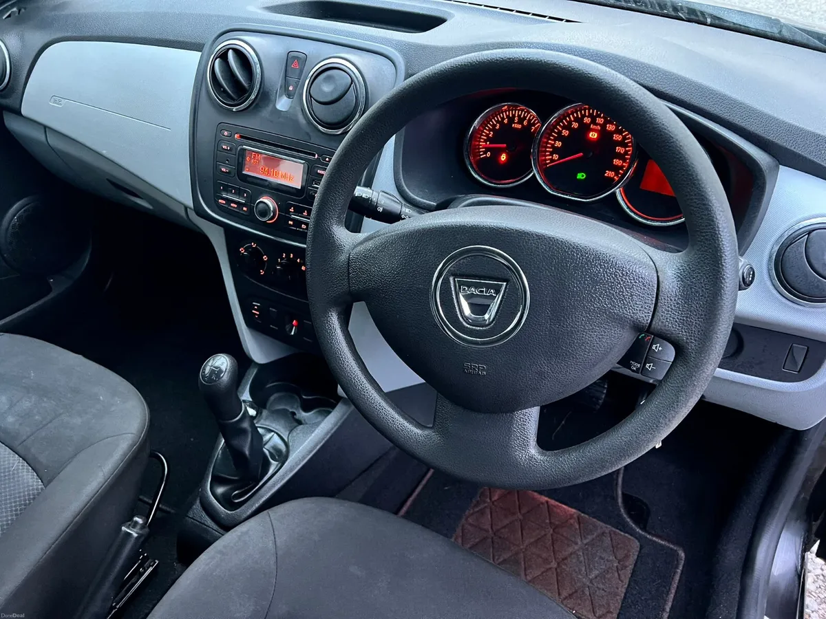 Dacia Sandero 2013 1.1 Petrol nct 8/26 tax 4/26 - Image 2