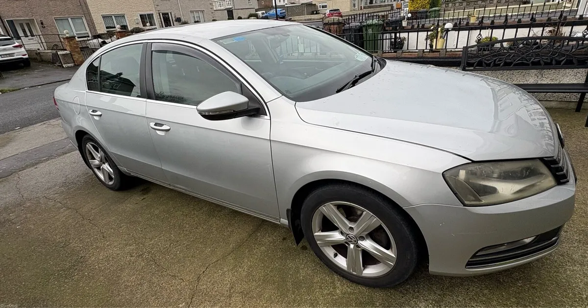 Volkswagen Passat  1.6 TDI - Image 2