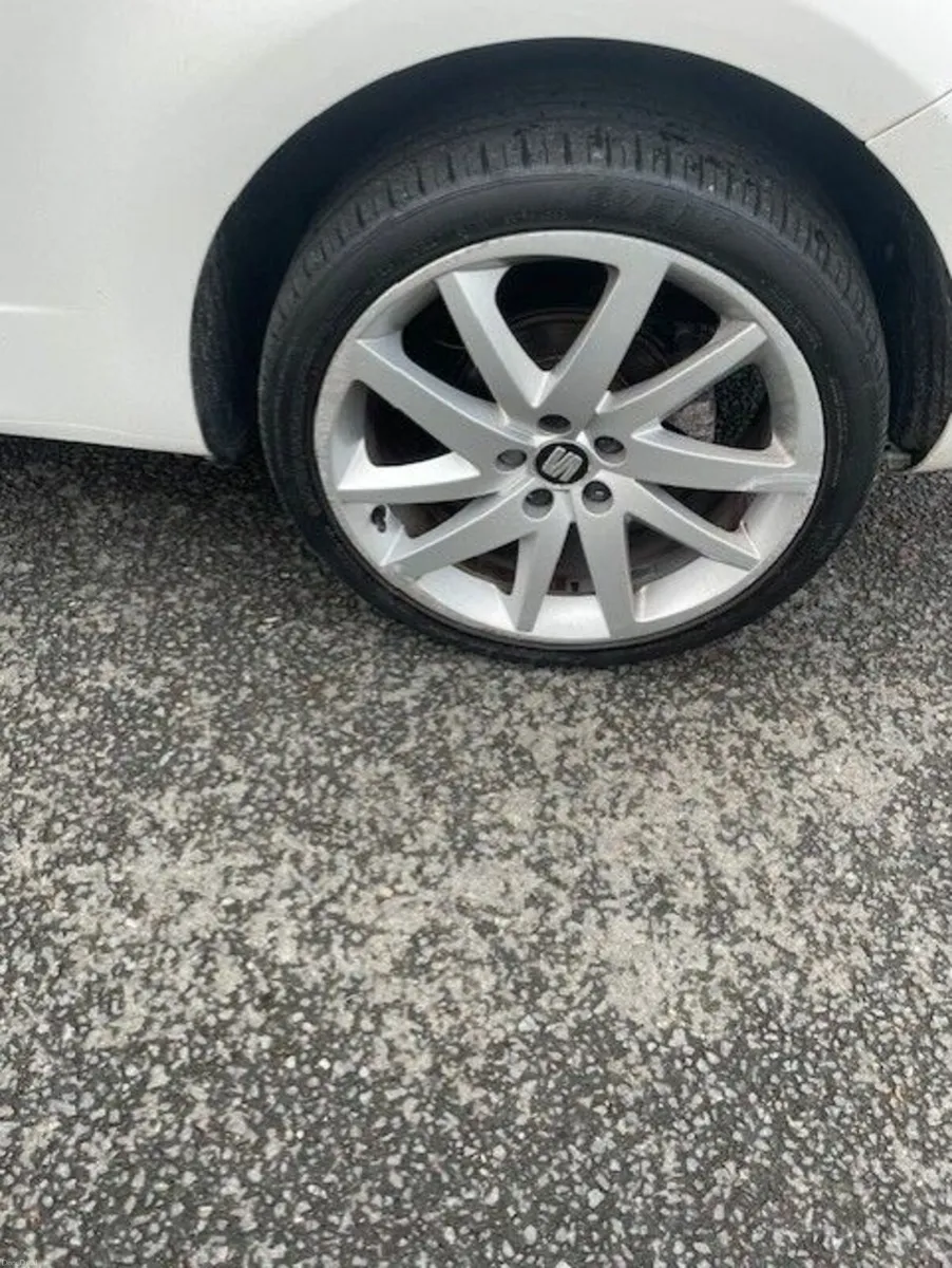 SEAT Ibiza  FR 2014 - Image 2