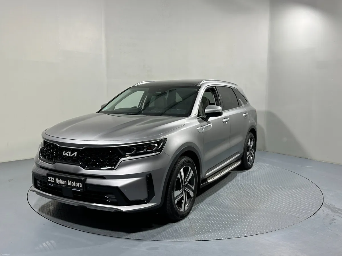 Kia Sorento SAM Plug In Hybrid 4x4 7 Seater 232 - Image 3