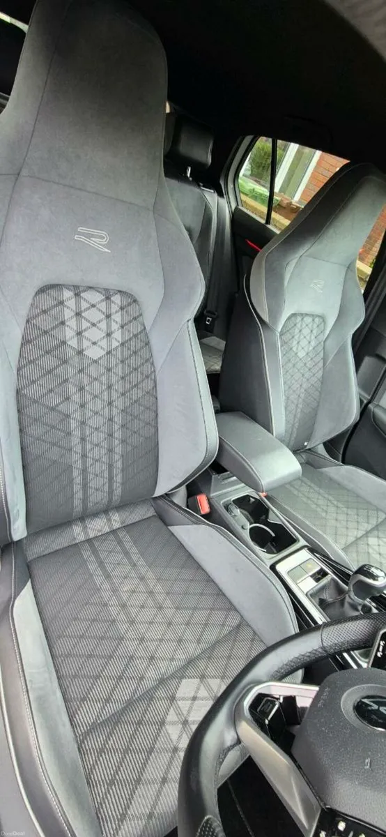Volkswagen Golf R line - Image 2