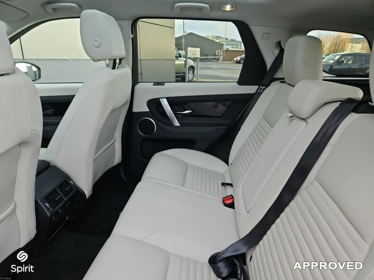 Land Rover Discovery Sport 1.5 I3 PHEV 309 PS AWD - Image 5