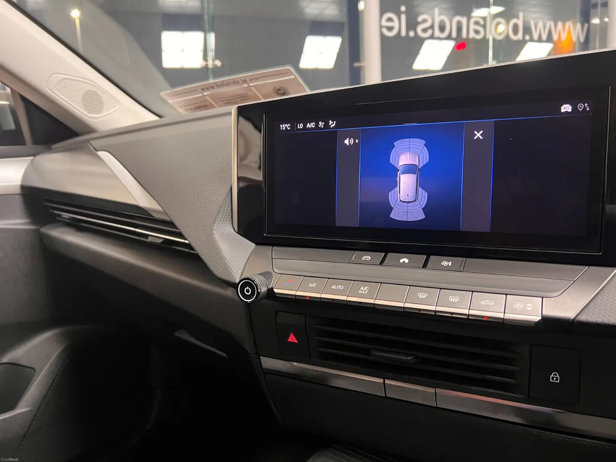 *Only 2000Kms* Auto Diesel New Condition Nice Spec - Image 4