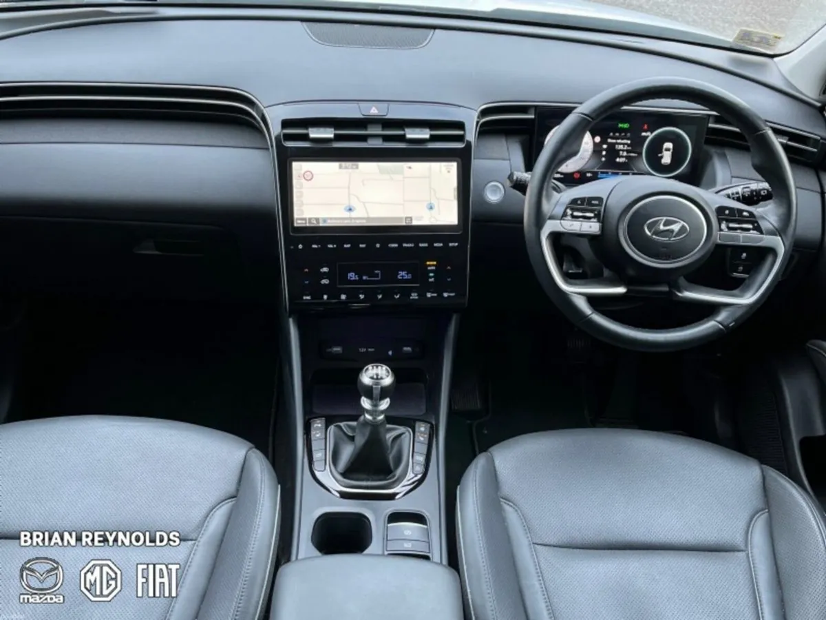 Hyundai Tucson 2WD Executive Plus - Image 3