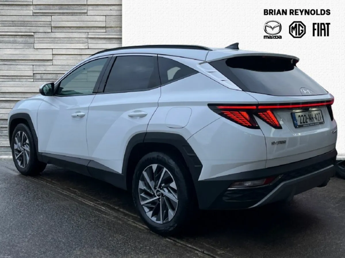 Hyundai Tucson 2WD Executive Plus - Image 4