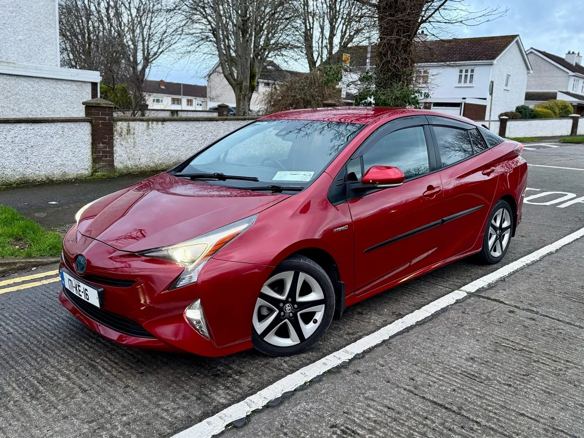 2017 Toyota Prius Hybrid Irish 121000km - Image 1