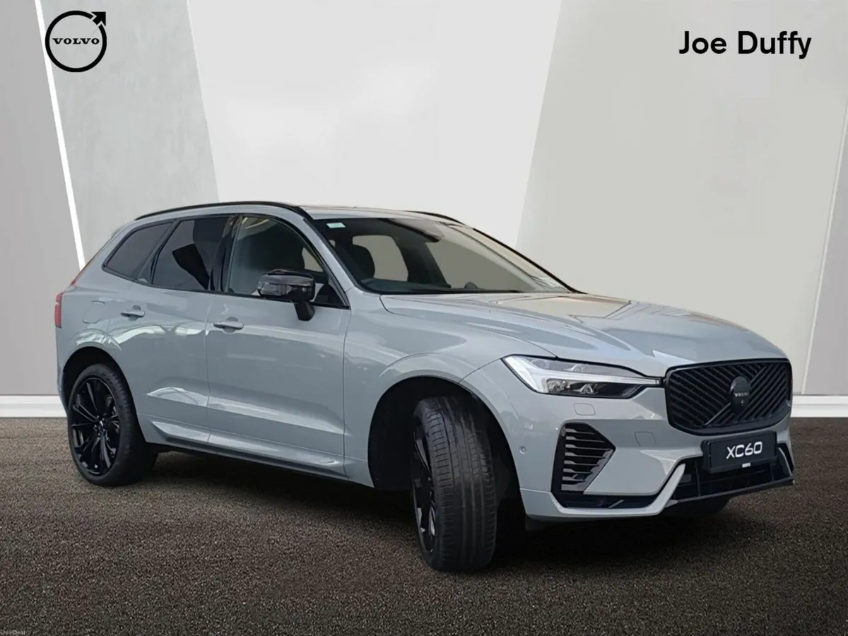 Volvo XC60 T6 AWD PHEV Ultra Bright - Image 1