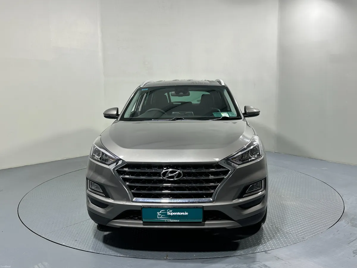 Hyundai Tucson Executive Plus 1.6 Crdi 201 - Image 2