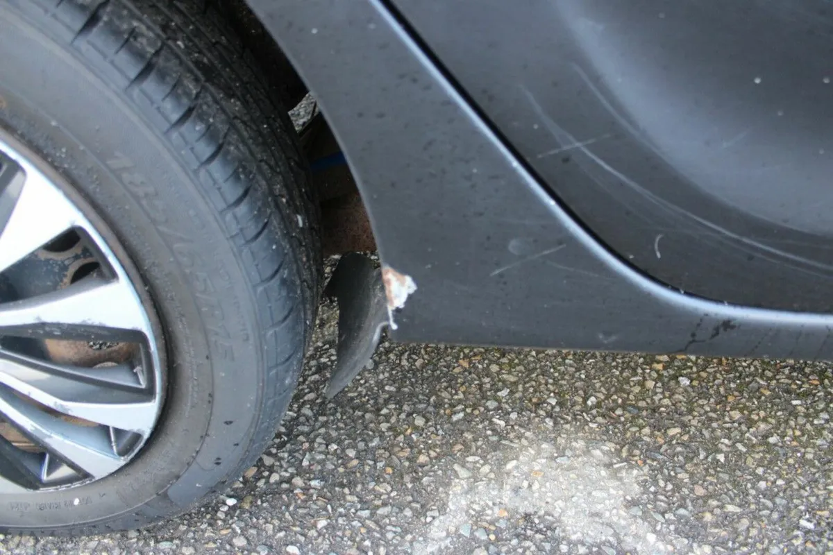 Dacia Sandero 1.2 16V 75 ALTERNATIVE (TENDER 30) - Image 4