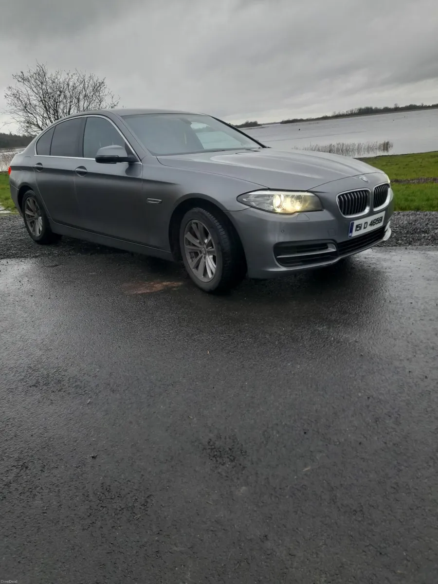 BMW 5-Series 2015 - Image 4